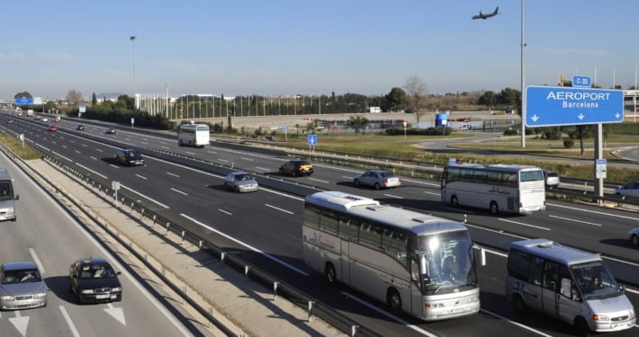 Taxi Bus Express - Traslasdos Aeropuerto Puerto Barcelona Castelldefels